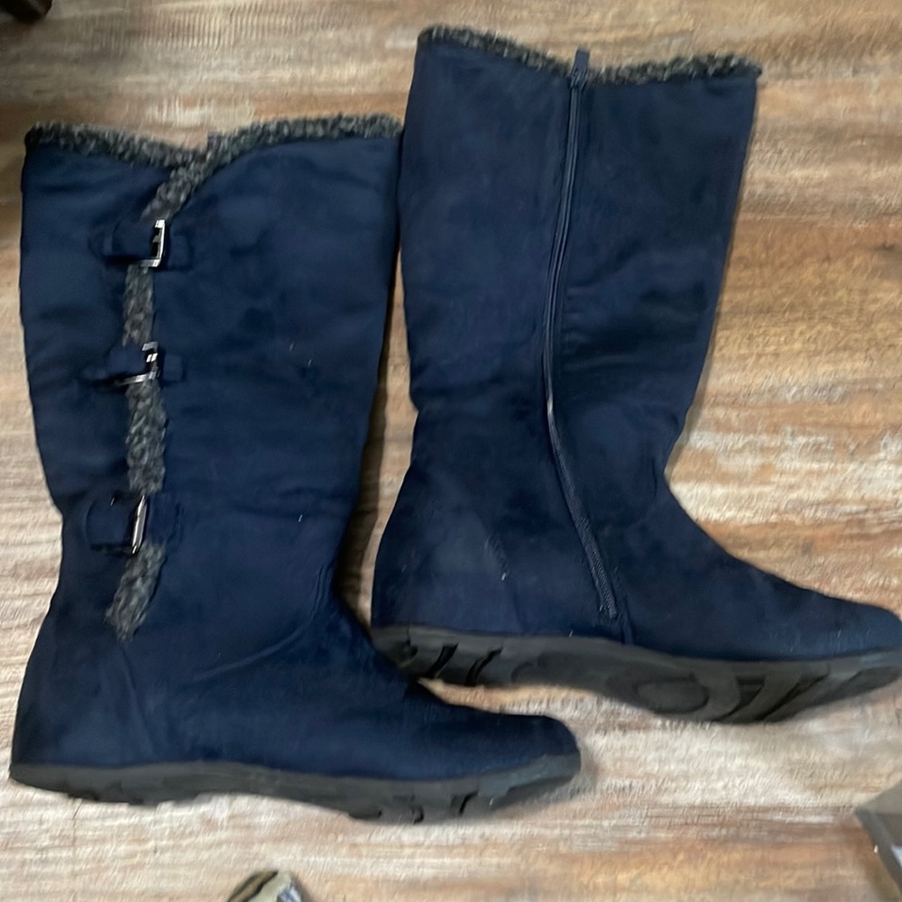 Blue casual boots